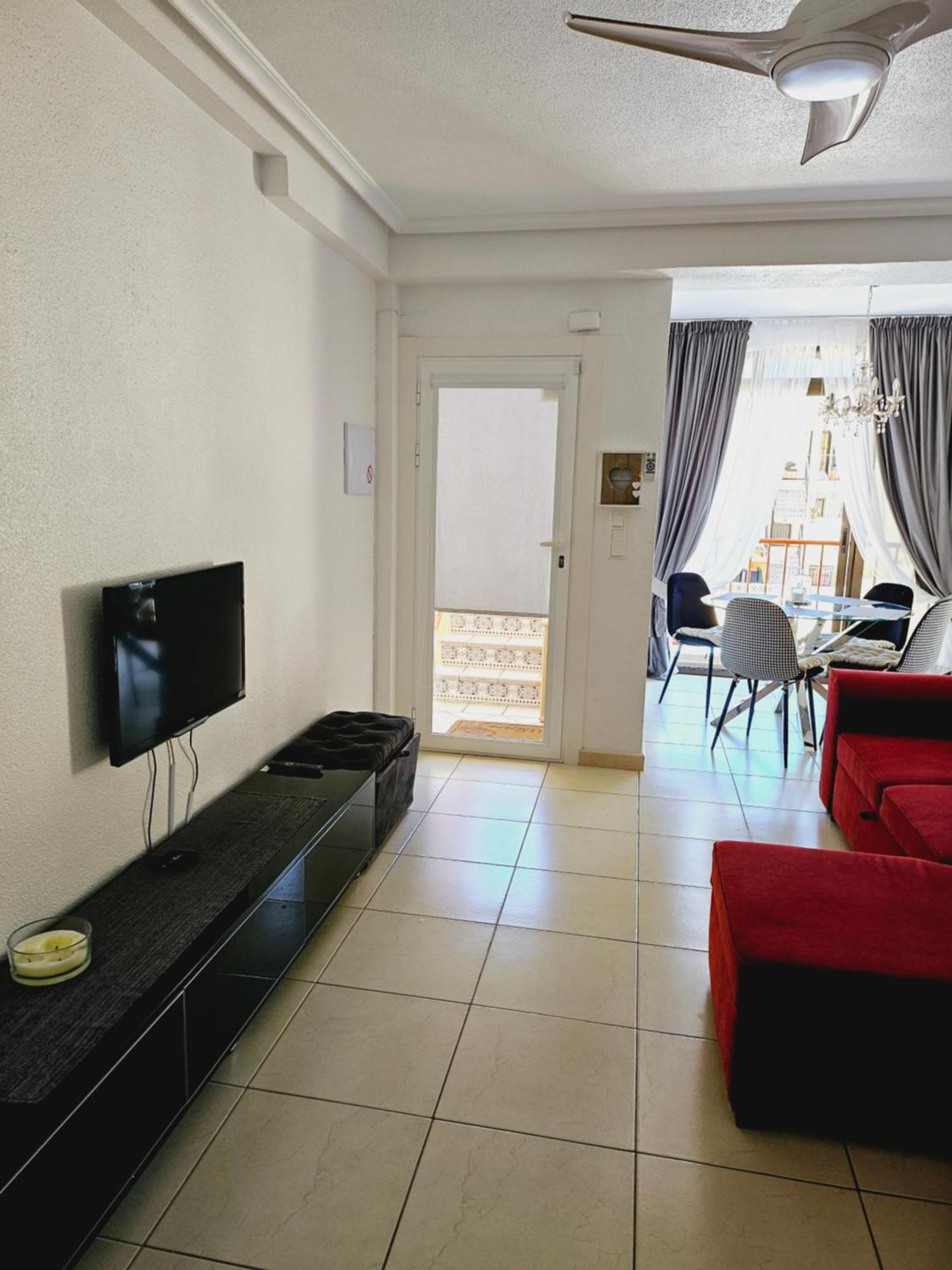 Sunny Apartament Near La Mata Beach Торевьиа Экстерьер фото